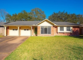 7123 Galleon Dr, Houston, TX 77036
