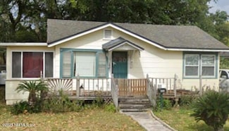 322 8th St N, Jacksonville Beach, FL 32250
