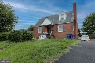 227 Manassas Ave, Front Royal, VA 22630