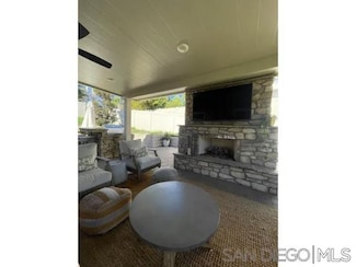 1705 Wildflower Ct, Vista, CA 92083