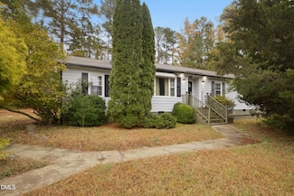 2930 Thomas Rd, Henderson, NC 27537