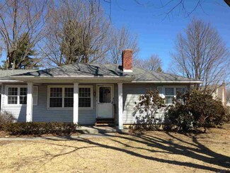 2 Wiggand Dr, Glenmont, NY 12077