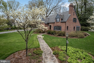 1200 Highland Dr, Silver Spring, MD 20910