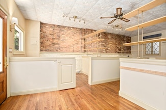 334 Leonard St Unit Commercial, Brooklyn, NY 11211