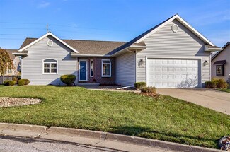 2712 Northridge Cir, Ames, IA 50014