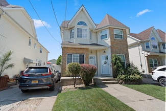 128 Vedder Ave, Staten Island, NY 10302