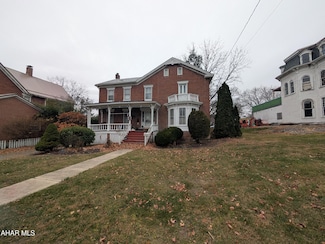 414 S Richard St, Bedford, PA 15522