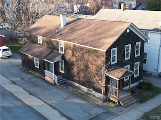 8 Clinton St, Whitesboro, NY 13492