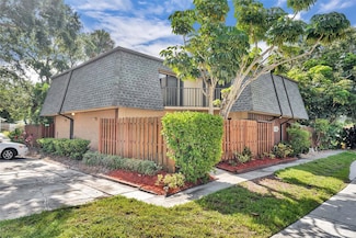 3824 Saxon Dr, New Smyrna Beach, FL 32169