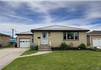 253 Lydia Ln, Buffalo, NY 14225