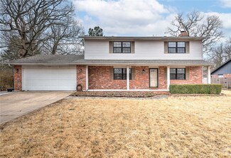 107 Ranchwood Dr, Springdale, AR 72764