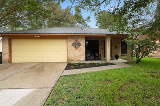2731 Tinechester Dr, Kingwood, TX 77339