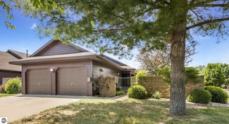 2205 Hammond Place Center Unit 1, Traverse City, MI 49686