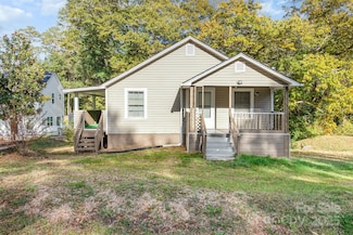 1028 East Dr, Gastonia, NC 28052