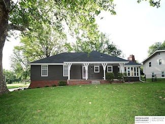 605 S 126th St, Omaha, NE 68154