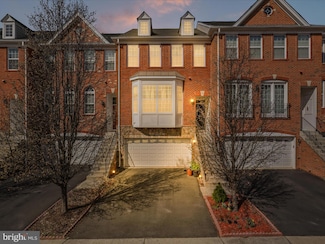 43260 Mitcham Square, Ashburn, VA 20148