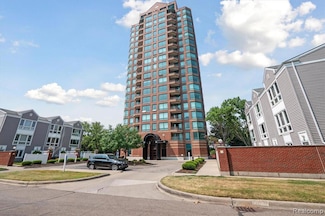 3320 Spinnaker Ln Unit 15E, Detroit, MI 48207