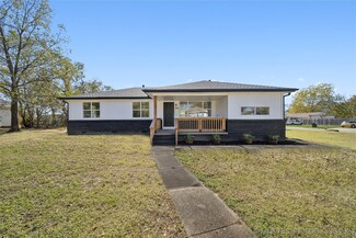 703 E Fort Worth St, Broken Arrow, OK 74012