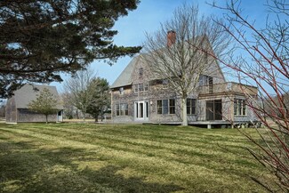 50 Howland Rd, Westport, MA 02790