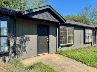 506 Cormay Ct Unit A, Springdale, AR 72764