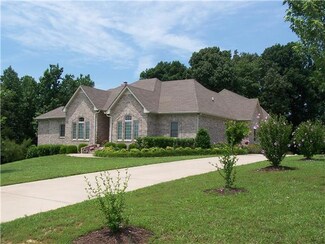 1029 Heritage Hills Dr, Cedar Hill, TN 37032