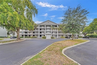 1530 Whitehall Dr Unit 204, Davie, FL 33324
