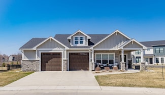 2426 SW Vineyard Ln, Ankeny, IA 50023