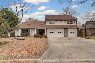 3745 W Maplewood St, Springfield, MO 65807