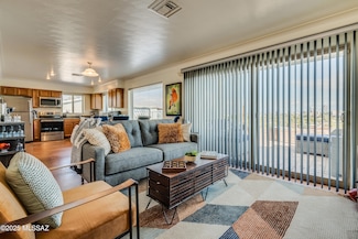 40 N Bella Vista Dr, Tucson, AZ 85745