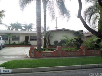 1530 W Cleghorn Way, Santa Ana, CA 92704