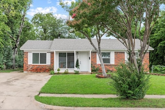 2203 Loyce Dr, Mesquite, TX 75149