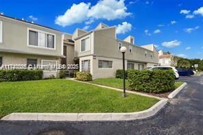 8115 Lagos de Campo Blvd Unit E2, Tamarac, FL 33321