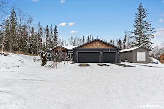 15233 Loc Loman Ln, Anchorage, AK 99516