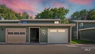6949 W Maxwell Ln, Boise, ID 83704