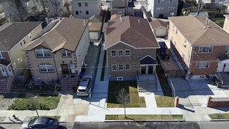 147- 24 224th St, Springfield Gardens, NY 11413