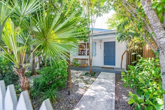1022 Thomas St, Key West, FL 33040
