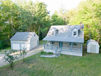 67 Settlers Dr, Hancock, ME 04640
