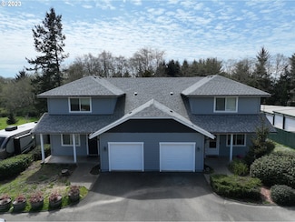 99206 Winchuck River Rd, Brookings, OR 97415