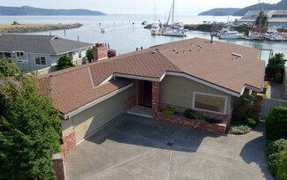 2306 Dover Dr, Anacortes, WA 98221
