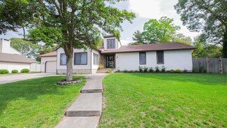 108 Arbor Ct W, Linwood, NJ 08221