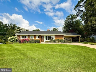 5413 Ives Place, Springfield, VA 22151
