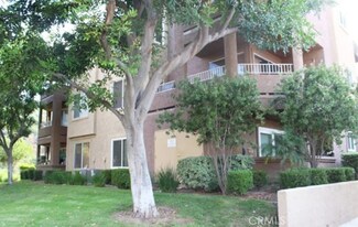 2400 San Gabriel Way Unit 203, Corona, CA 92882