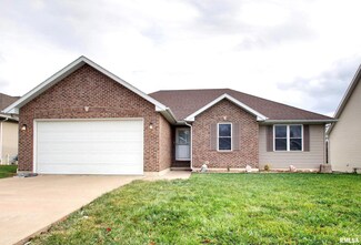 703 Brookfield Rd, Quincy, IL 62305