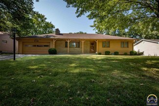 2877 SW Jewell Ave, Topeka, KS 66611