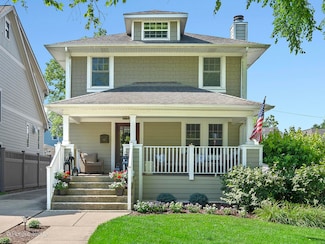 835 Birch Ave, Downers Grove, IL 60515
