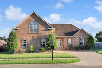 737 Starpoint Dr, Gallatin, TN 37066