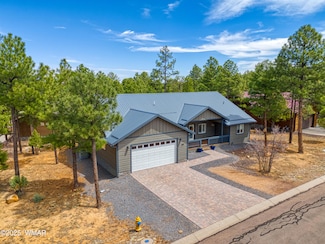 300 E Huckleberry Ln, Show Low, AZ 85901