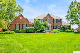 15819 Lake St, Omaha, NE 68116