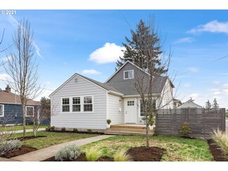 7306 SE Tolman St, Portland, OR 97206