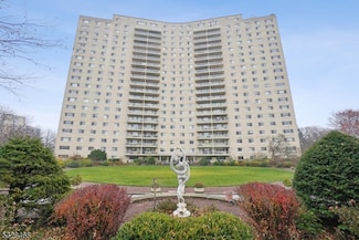 377 S Harrison St Unit 5K, East Orange, NJ 07018